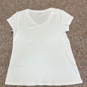 New never worn Liz Claiborne white T-shirt